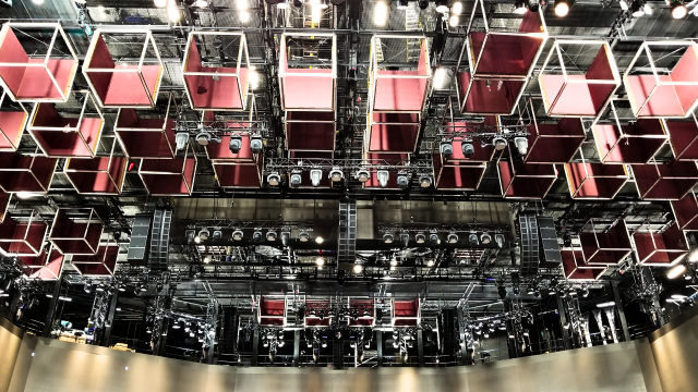 Technology & Specialized Equipment - Scéno Plus